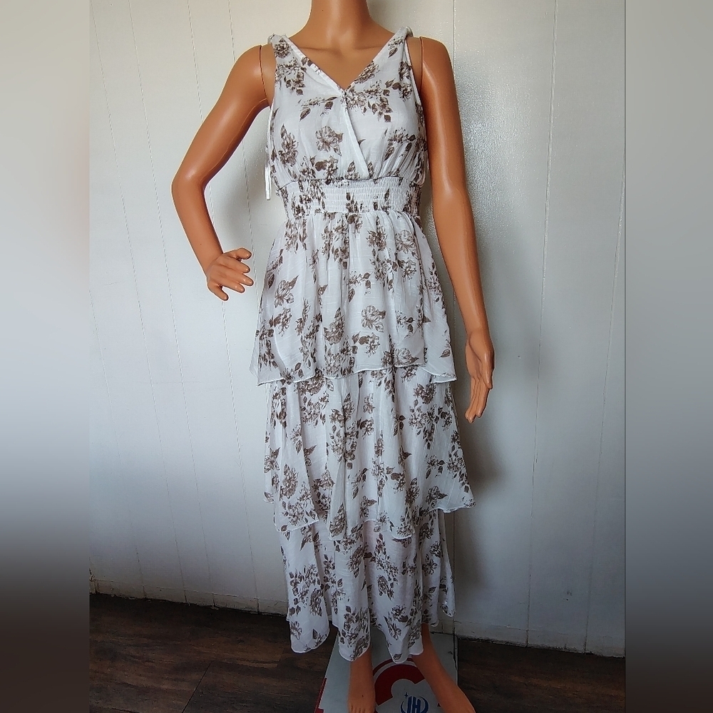 J GEE Floral White and Brown Maxi Dress Size S